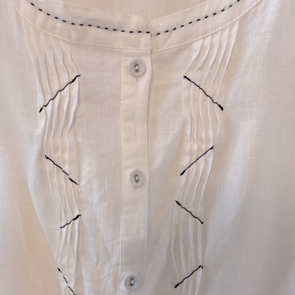EDWARD White Linen  Button Up Sleeveless Blouse, Size L - Picture 4 of 7
